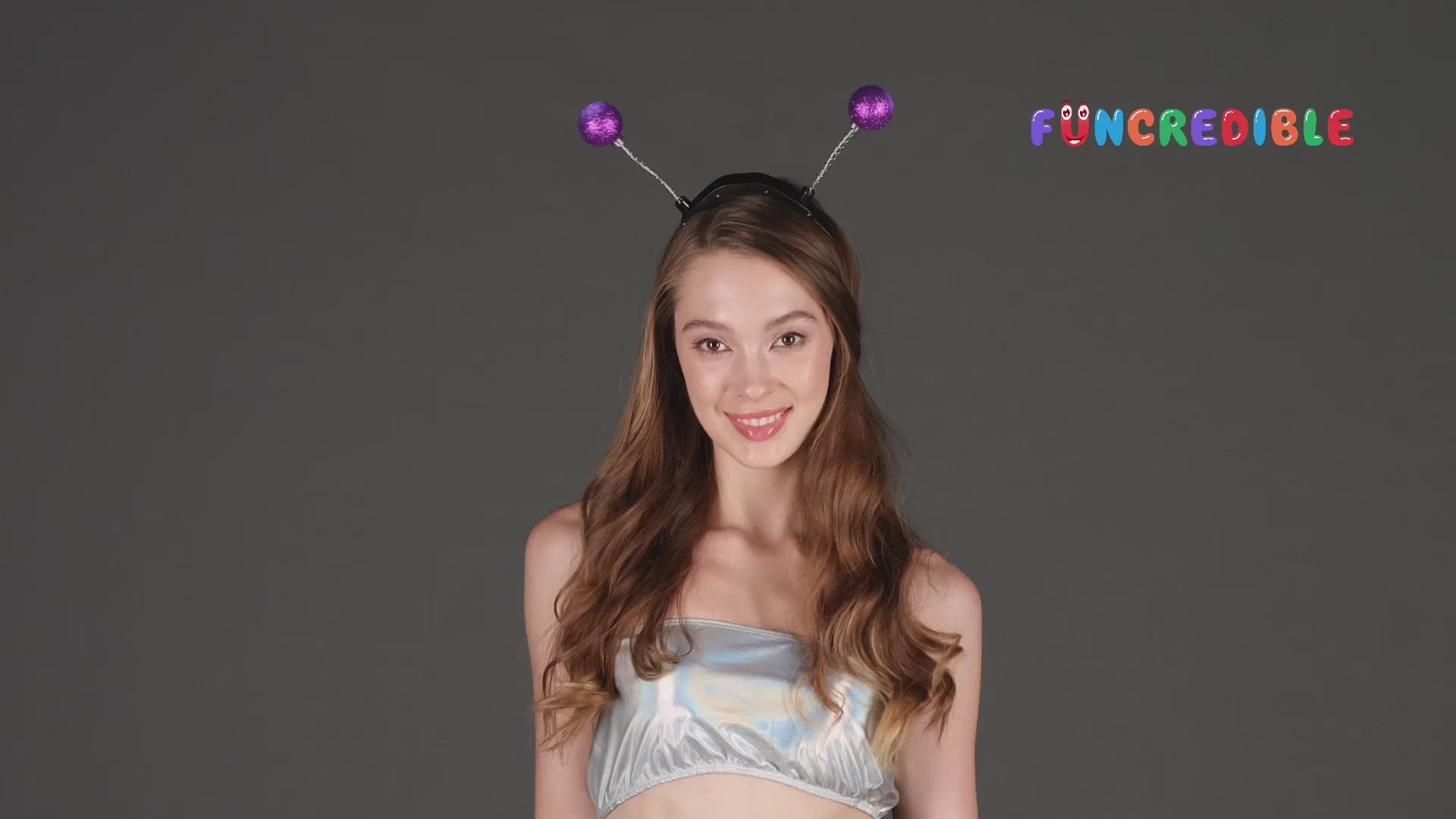 FUNCREDIBLE Light Up Purple Alien Headband with Chunky Glitter